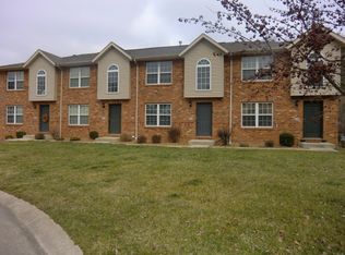 824 Woodsedge Dr #824, Maryville, IL