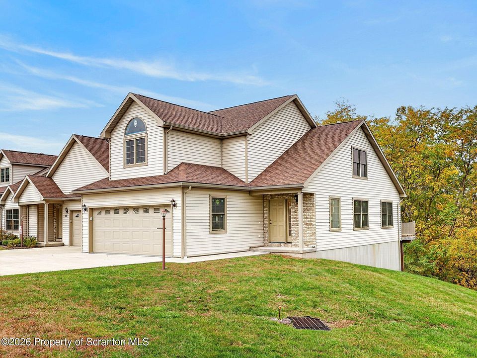 1st image of 226 Village View Dr
