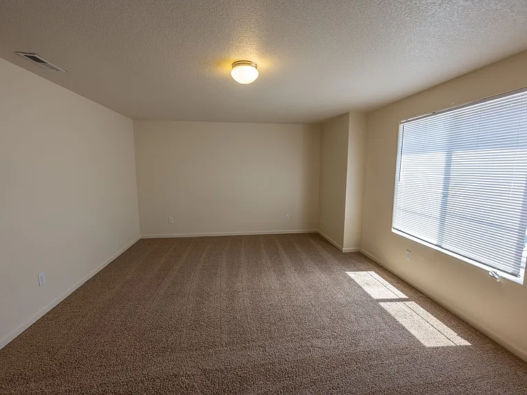 13310 NE 51st St — Photo 20