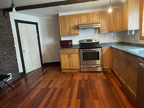 2nd image of 410 Trapelo Rd #1R
