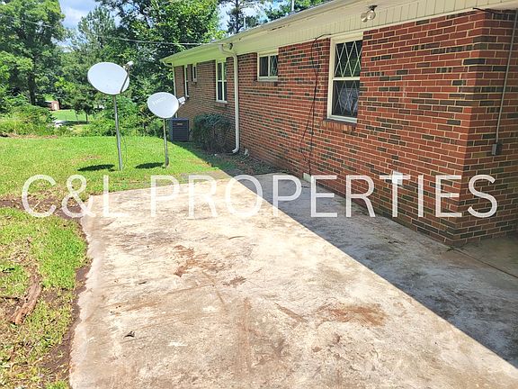 3rd image of 226 Harwood Dr