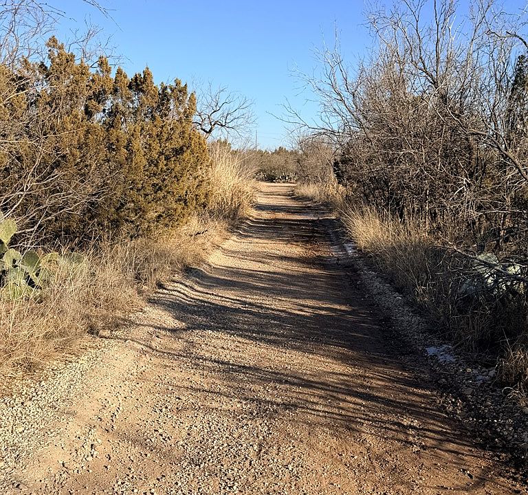 2nd image of 211 Kinsey Rd