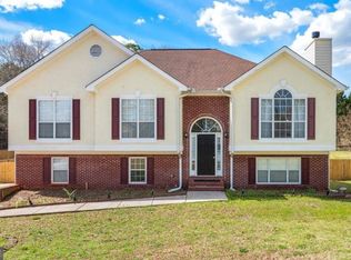 349 Cane Creek Dr, Stockbridge, GA 30281