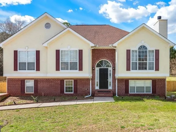 349 Cane Creek Dr, Stockbridge, GA 30281
