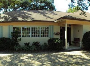 726 Hibiscus Ln, Vero Beach, FL 32963