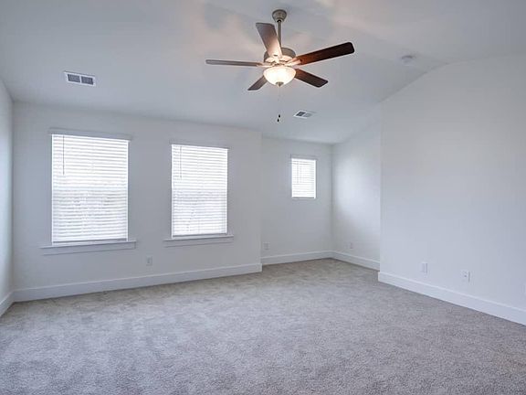 4th image of 7037 Gracious Dr