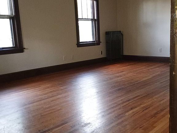 5th image of 1896 Ames Ave APT 3