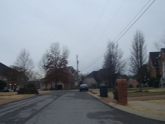 4th image of 104 S Laurens Way
