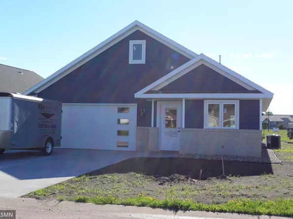 1506 Elsie Dr N, Glencoe, MN 55336
