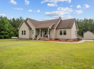 170 Newby Bay Dr, Hertford, NC 27944