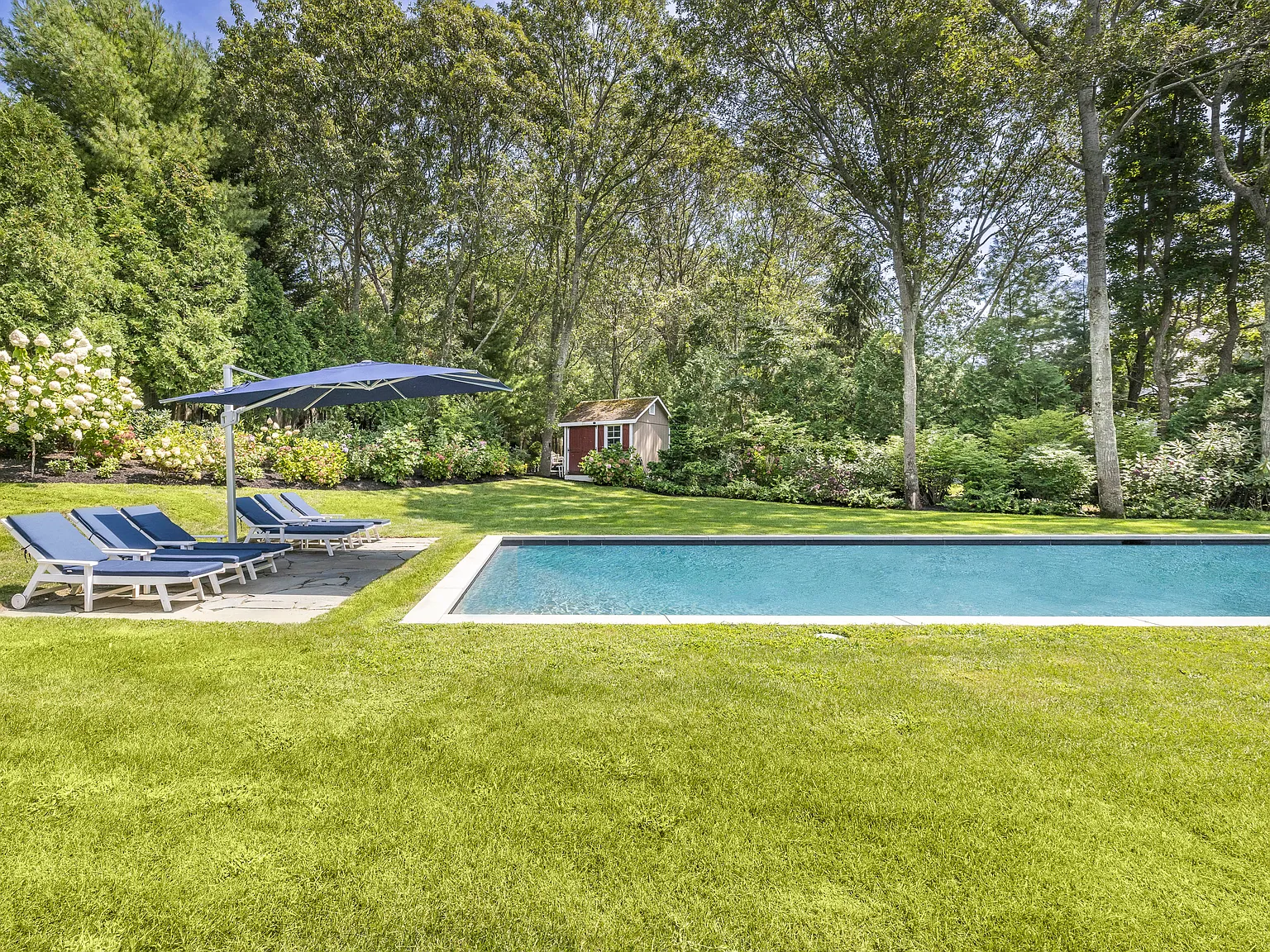 Sag Harbor Village Acre | Pool, Spa, Walk to Town — Photo 4