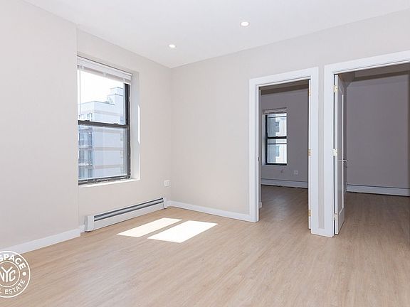 4th image of 879 De Kalb Ave #92