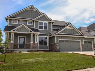 10230 Queensland Rd, West Des Moines, IA 50266