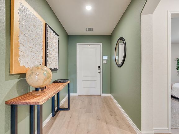 2nd image of 811 Dove Haven Way