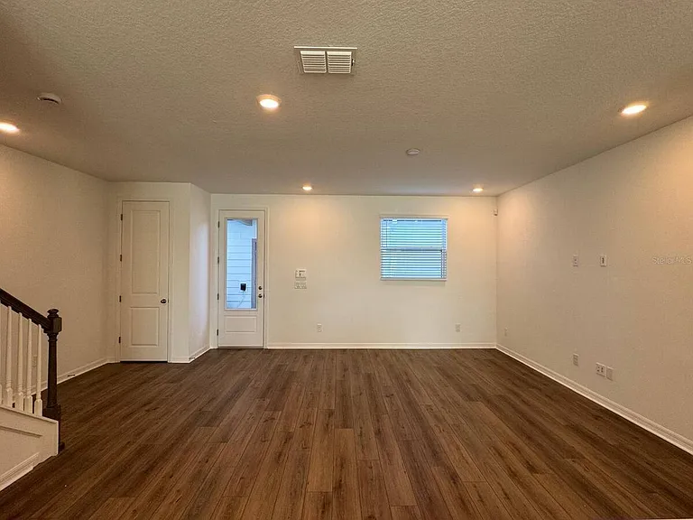 6467 Trailblaze Bnd — Photo 11