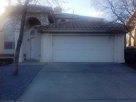 3rd image of 1316 Desierto Seco Dr