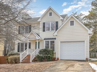 1040 Sheetbend Ln, Raleigh, NC 27606