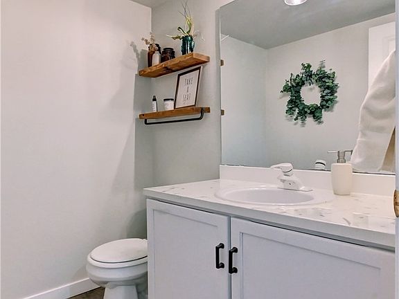 Remodeled 1/2 bath on the main.