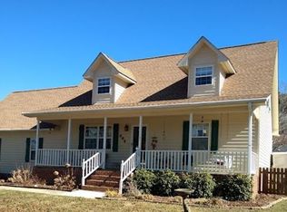 203 N Main St, Weaverville, NC 28787