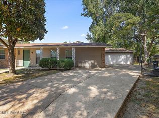 6588 Johnson Pl, Jackson, MS 39213