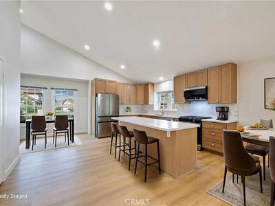 500 S Calle De Casas, Anaheim, CA, 92807