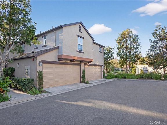 3rd image of 9 Three Vines Ct