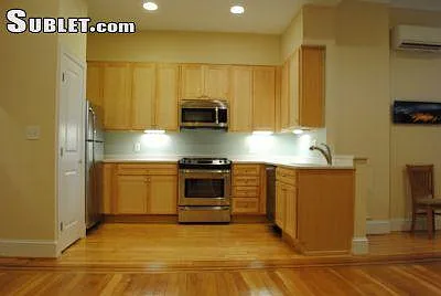 1906 R St NW #5 — Photo 3