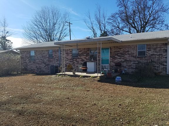 4th image of 510 Eve St S
