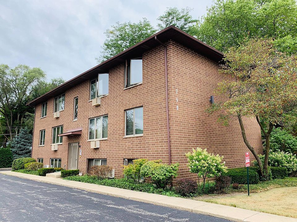 1st image of 240 N Lake St #5