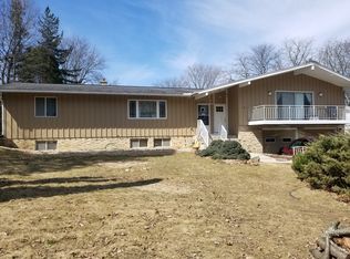 2874 Kingston Dr, Madison, WI 53713