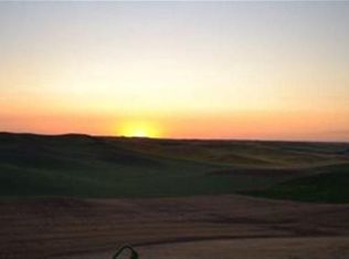 863 Country Club Rd, Pullman, WA 99163