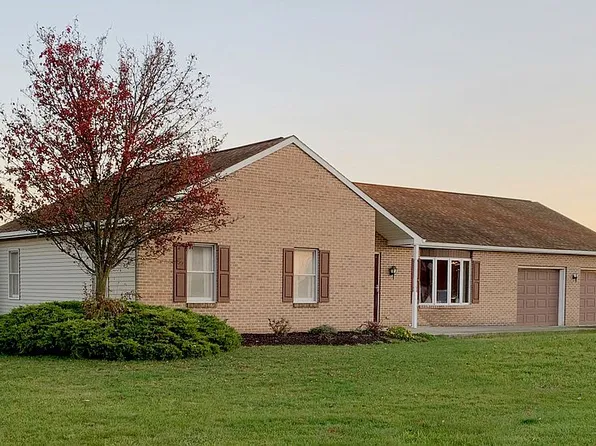 2163 Sheri Ln, Mount Joy, PA 17552