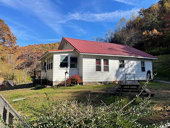 2nd image of 195 Syck Ln