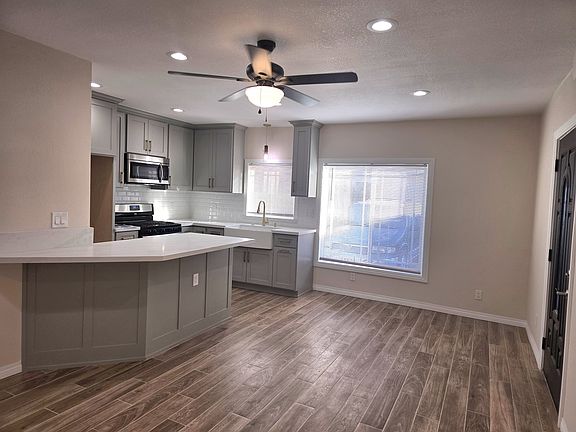4th image of 668 W Bonnie Brae Ct #B