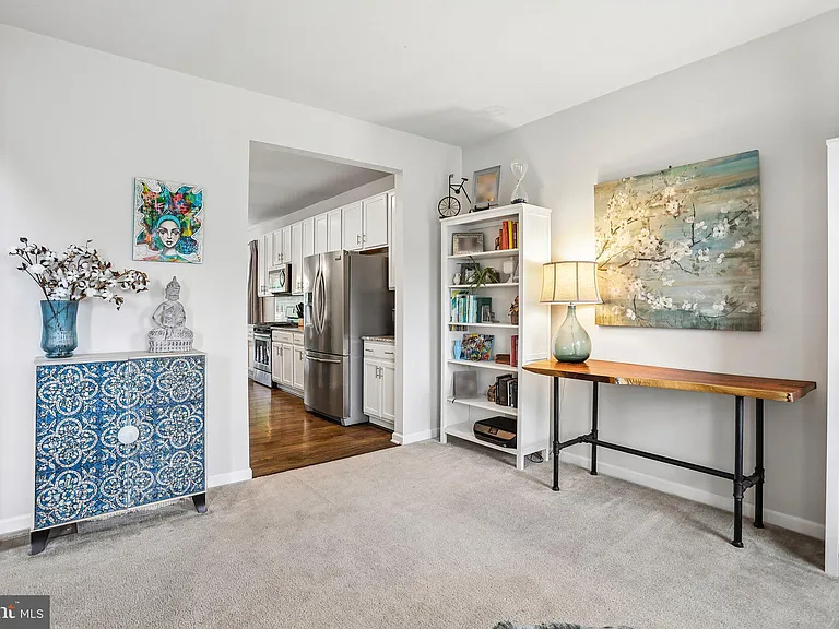 427 Green Meadow Dr — Photo 11