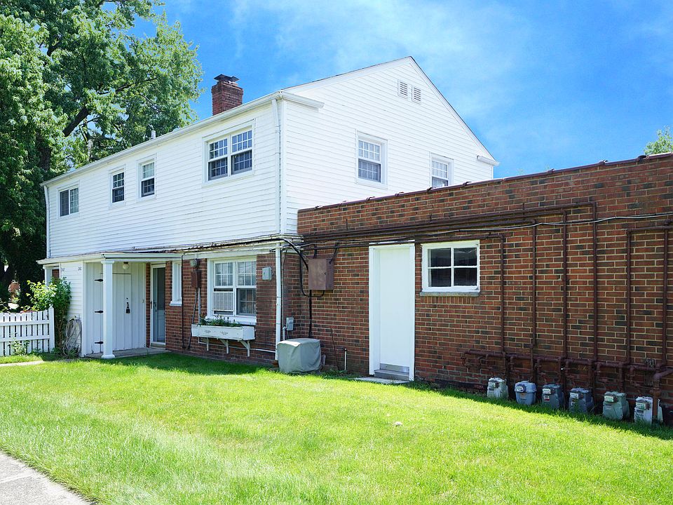 1st image of 23423 Farringdon Ave #62