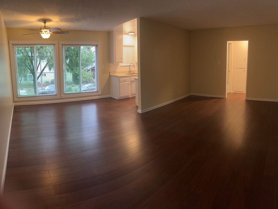 1st image of 2420 E 5th St APT 15