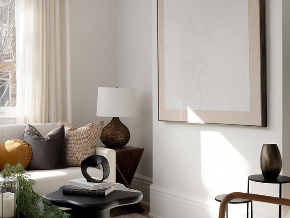 4th image of 157 Lippincott St