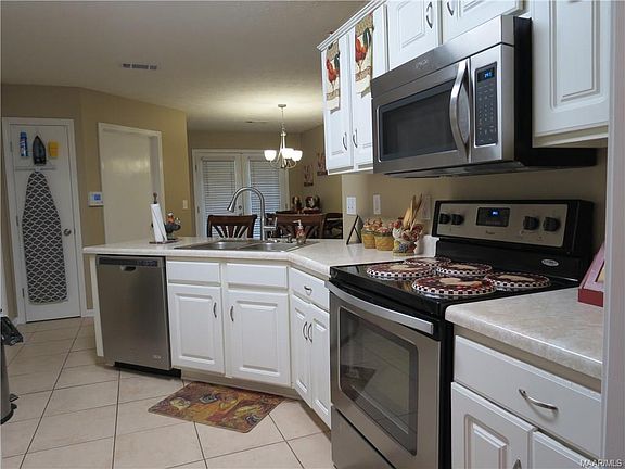 4th image of 5700 Sweet Meadow Dr