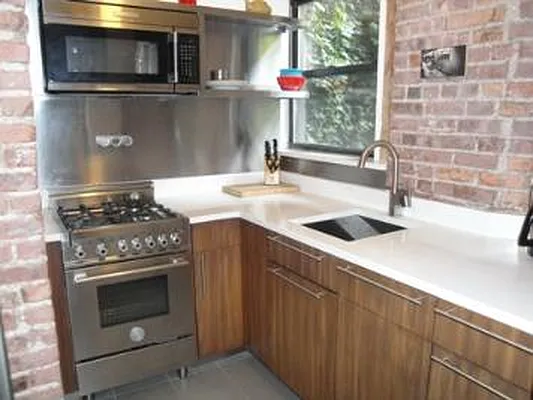 Sold by Citi Habitats | media 2