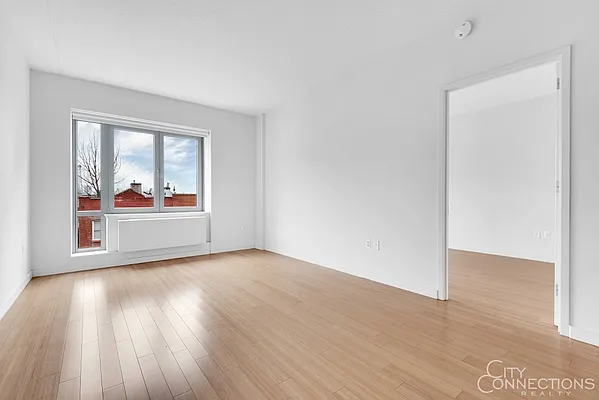 Rented by City Connections Realty | media 11