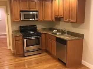 11 Wiget St #1A, Boston, MA 02113