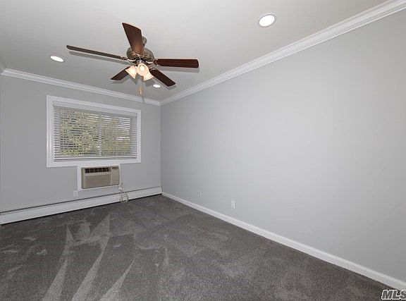 4th image of 427 Main St APT O