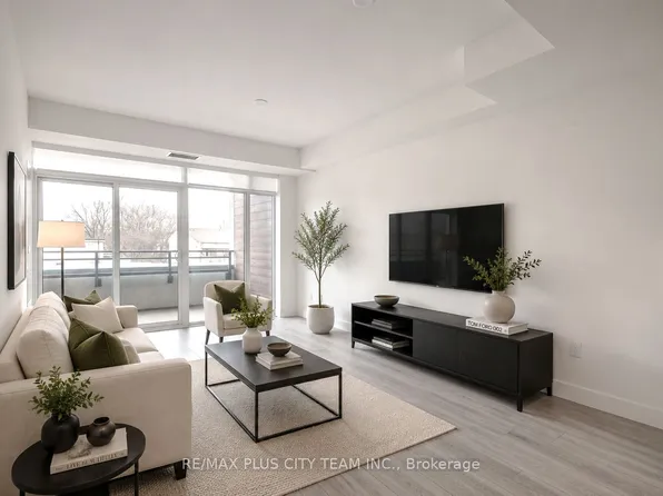 1285 Queen St E #303, Toronto, ON M4L 1C2