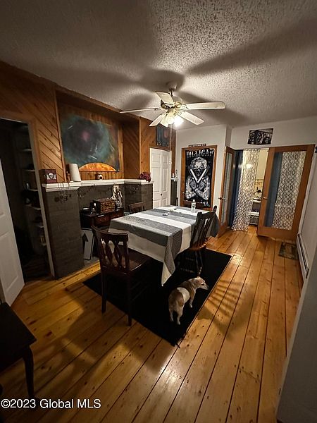 4th image of 320 4th Street
