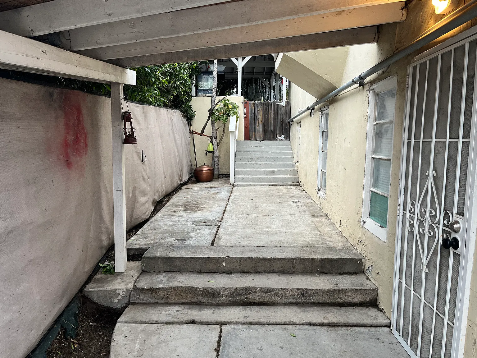 4037 National Ave — Photo 4