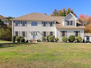 218 Olivia Dr, Northbridge, MA 01534