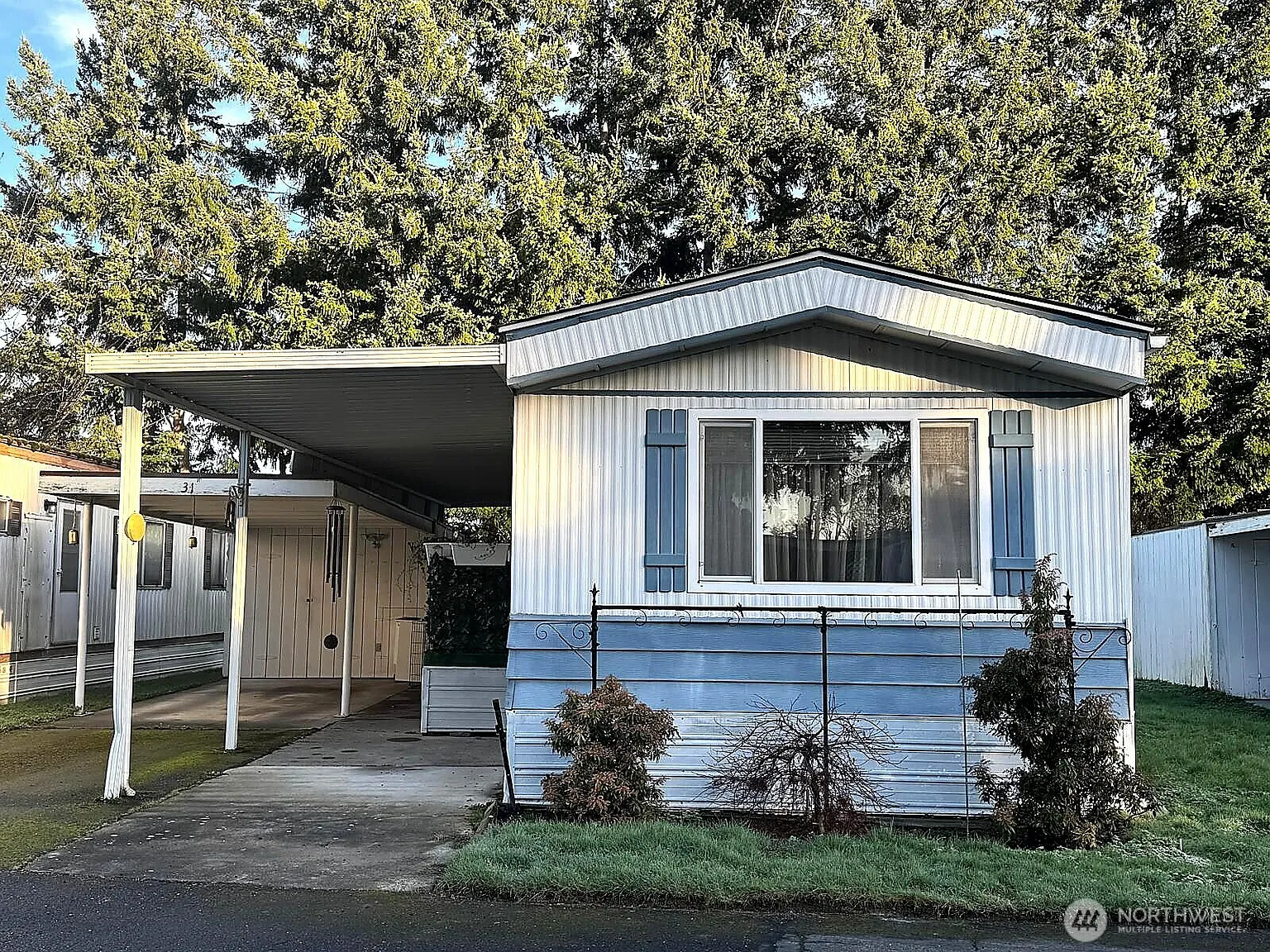 2210 Old Highway 99 South Road #31 photo 1
