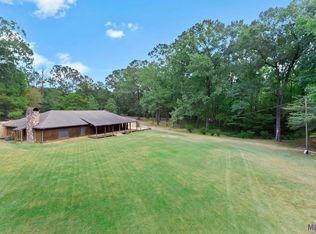 8757 Muscadine Ln W, Saint Francisville, LA 70775