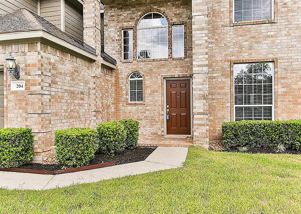 204 Maple Ln, Conroe, TX 77304 Zillow